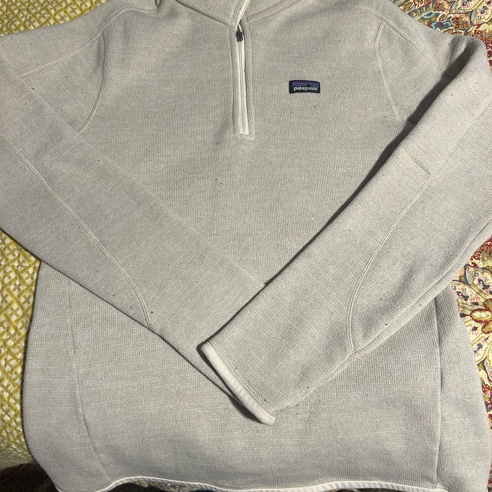 Patagonia Women’s Light beige Zip-Up Sweater
